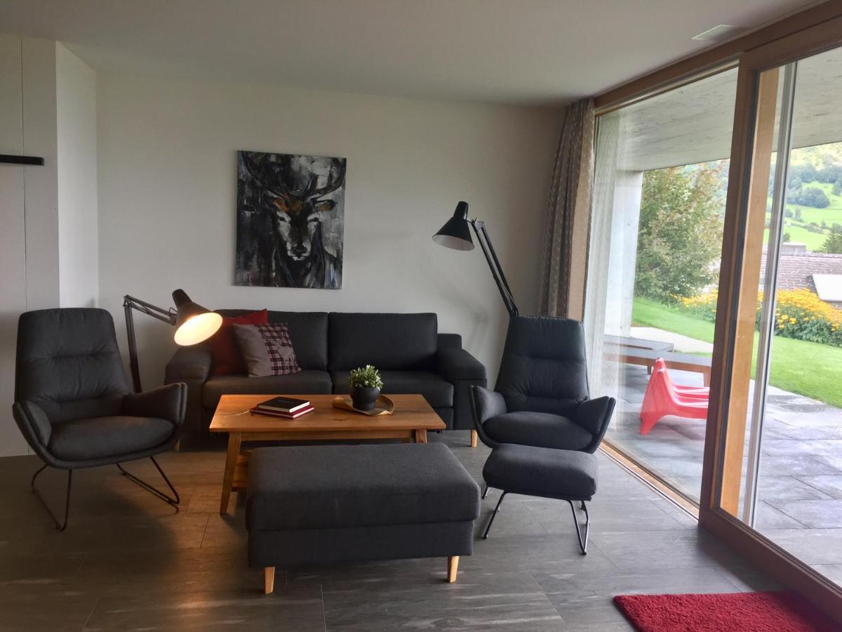 Casa Admisa, Spektakulaere Aussicht, Ski In And Out, Hochwertige Einrichtung, Valserstein Und Eiche Флимс Екстериор снимка